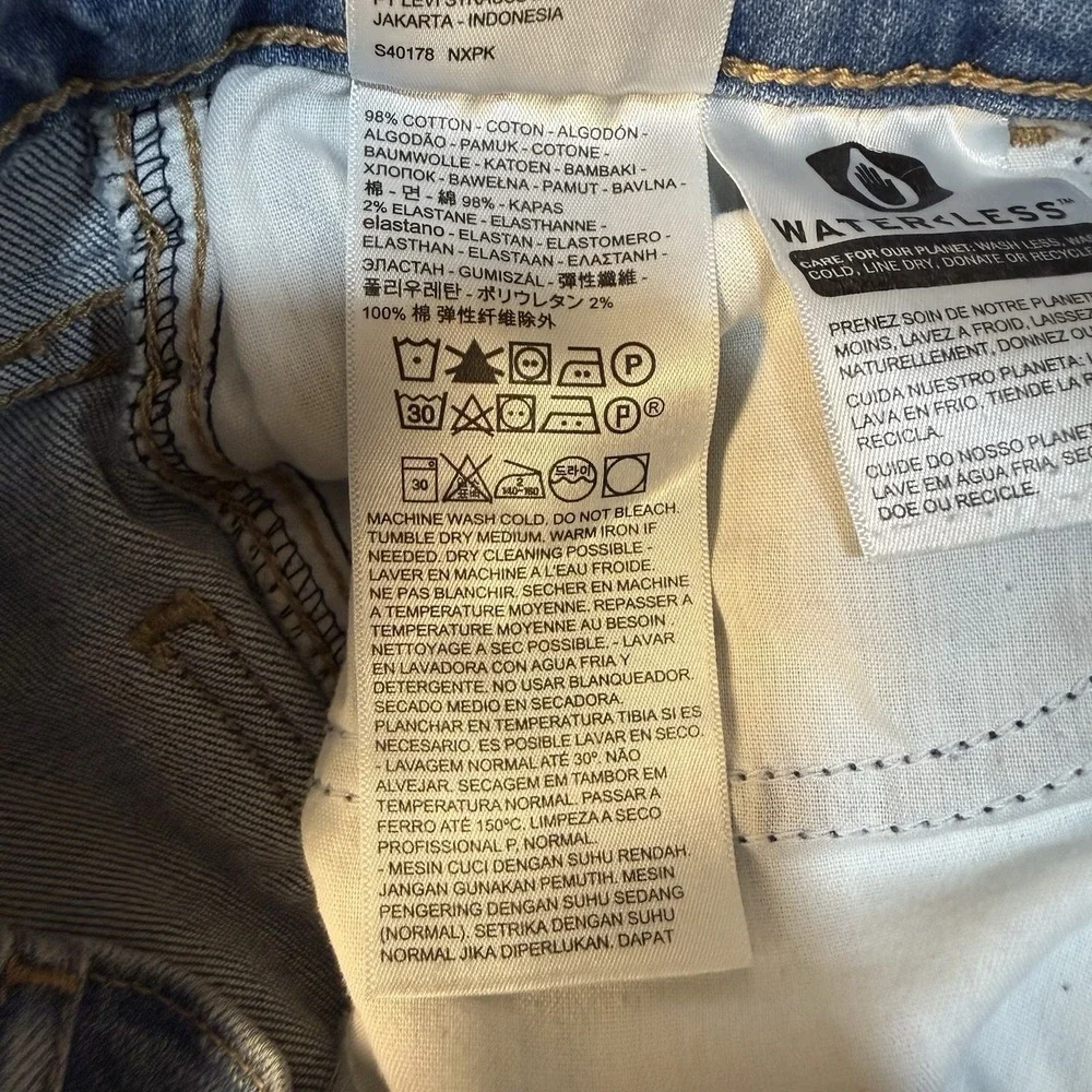Levi's Mile High Wide Leg Cropped Jeans Womens Size 25 Blue Button Fly Preppy - Picture 5 of 10